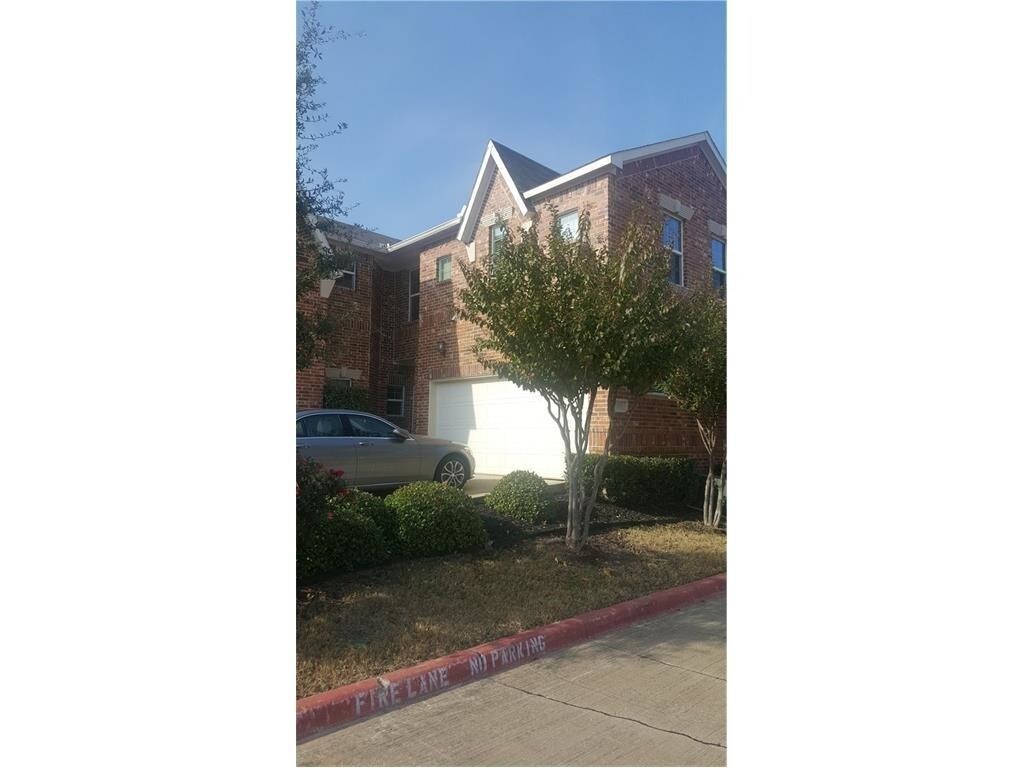 Foto principal - 706 S Jupiter Rd