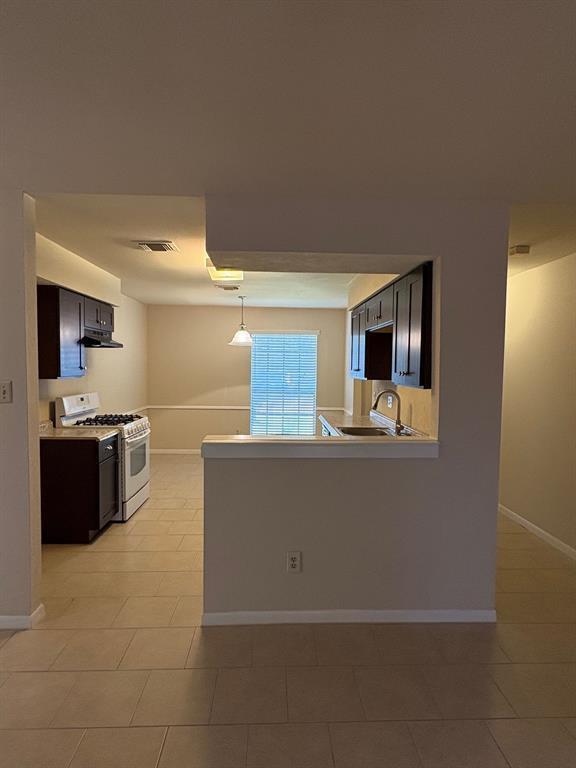 Foto del edificio - 9506 Misty Bridge St