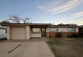 Building Photo - 4107 Muir St