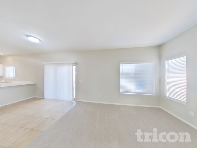 Building Photo - 11418 W Mountain View Dr