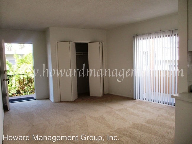 Building Photo - 4250 Lindblade Dr