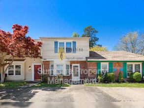 Building Photo - 5121 Radcliff Cir