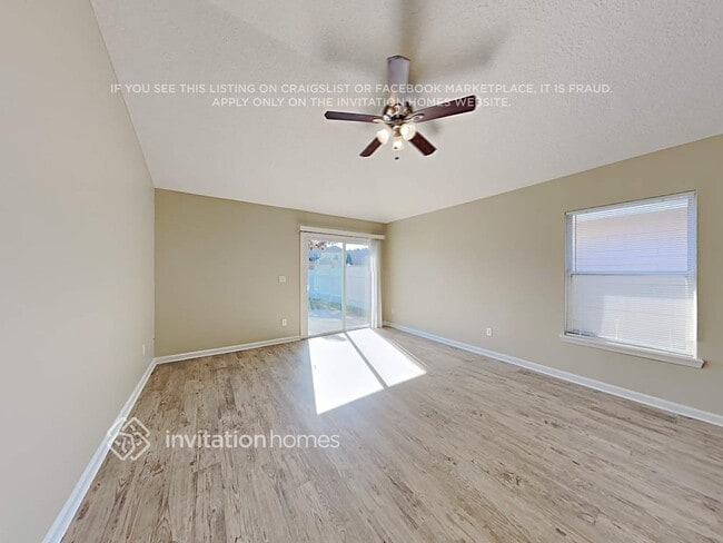 Foto del edificio - 3636 Live Oak Hollow Dr