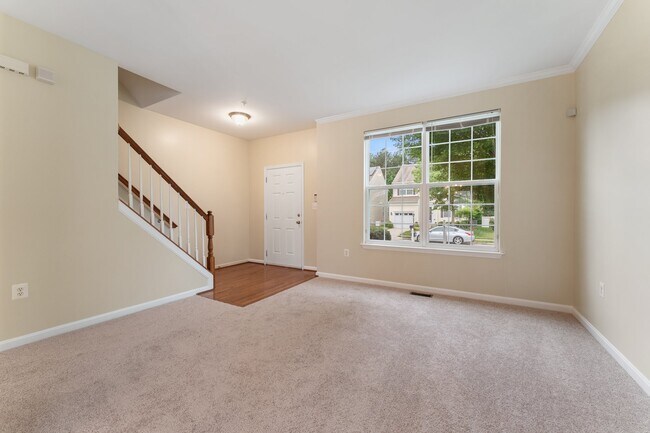 Foto del edificio - 15622 Gilpin Mews Ln