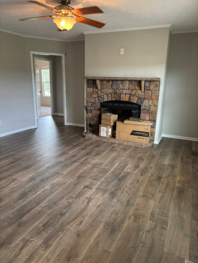 Foto del edificio - 1349 Neill Sinclair Rd