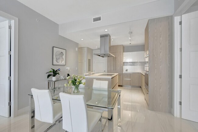 Foto del edificio - 155 E Boca Raton Rd