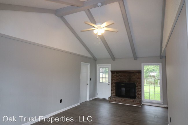 Building Photo - 3 br, 2 bath House - 908 Longstreet St