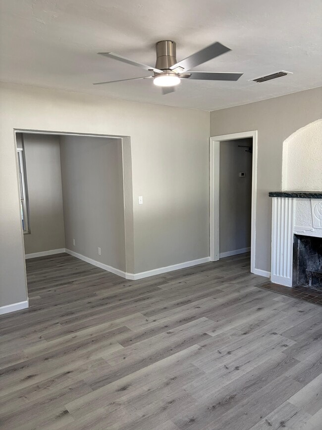 Foto del edificio - 4664 Blount Ave