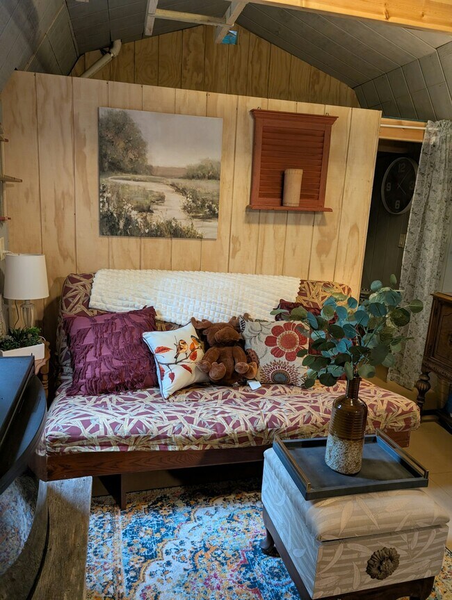 Foto del edificio - 41 Sportsmen Lodge Rd