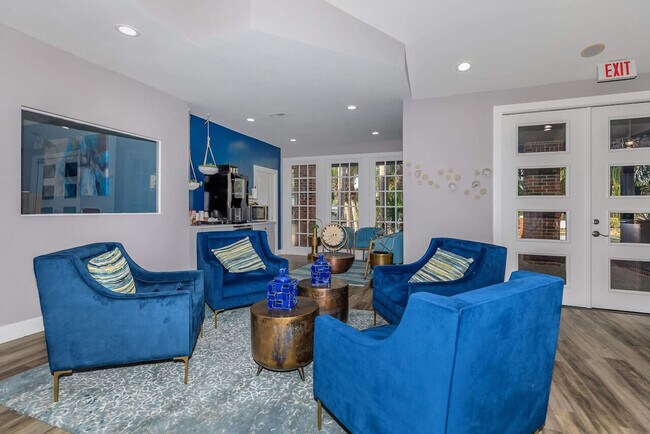 Foto del edificio - Sawgrass Apartments