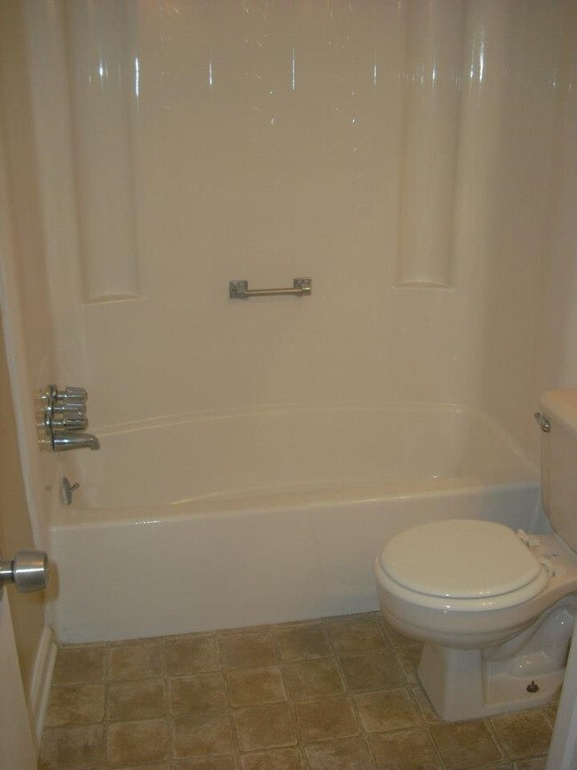 The Bluffs Apartments 303 Wedgewood Dr Jasper, AL