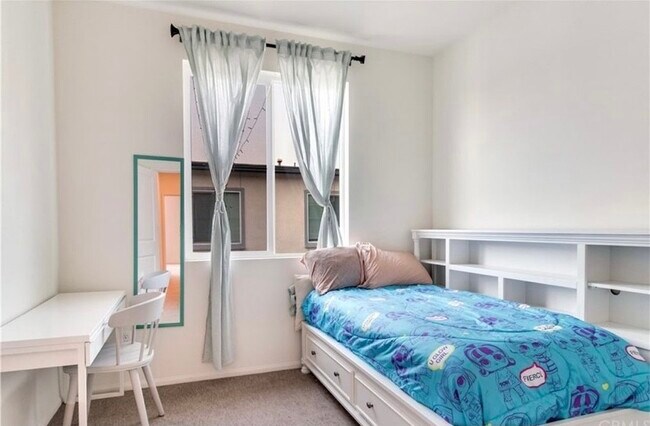 Foto del edificio - 823 Hudson Ln