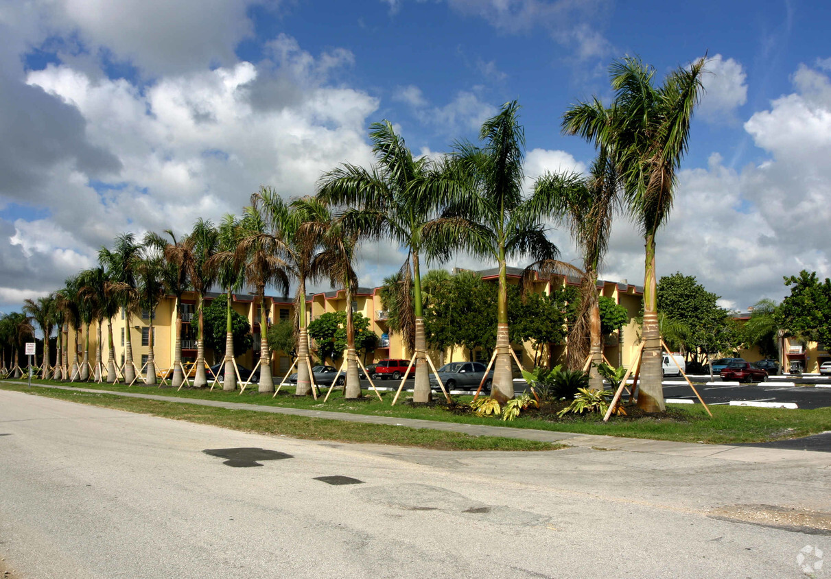 Primary Photo - Sunset Palms Condos