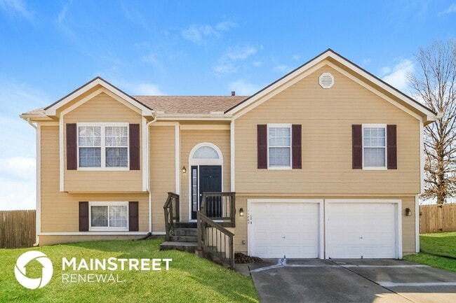 Building Photo - 11805 E 213th Ct