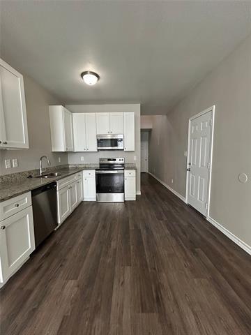 Foto del edificio - 7931 Doreen Ave