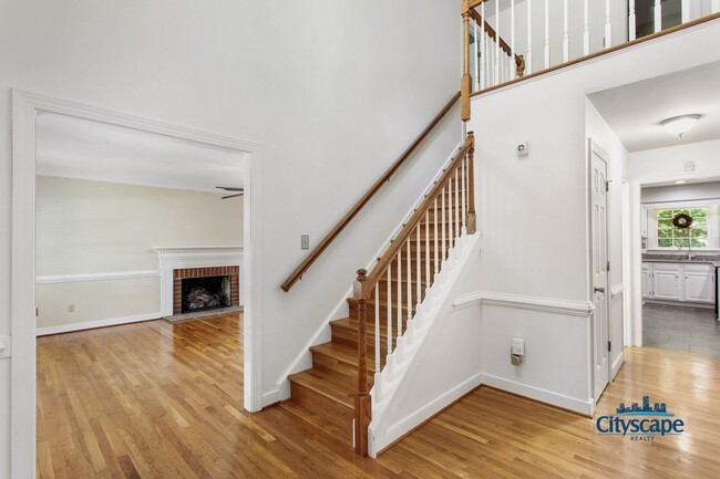 Foto del edificio - WONDERFUL WOODLAKE HOME WITH 1ST FLOOR BED...