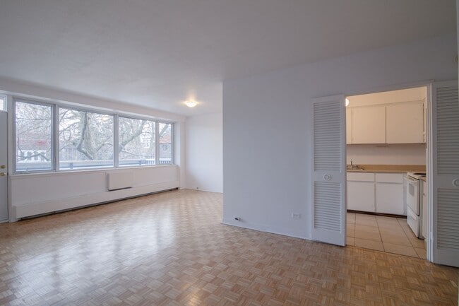 Photo du bâtiment - 900 Av. Rockland