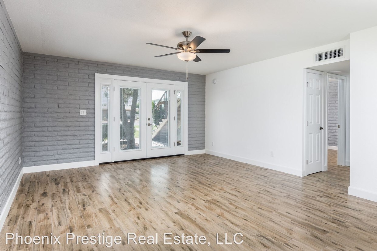3702 E Glenrosa Ave Unit 3, Phoenix, AZ 85018 Condo for Rent in