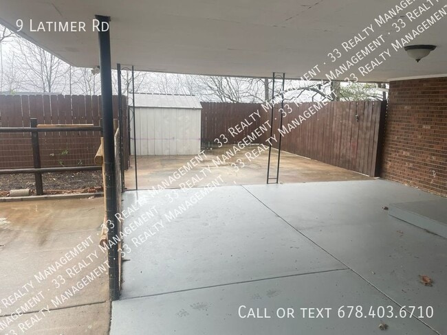 Building Photo - Traditional Brick 3Bd/2Ba in the heart of ...