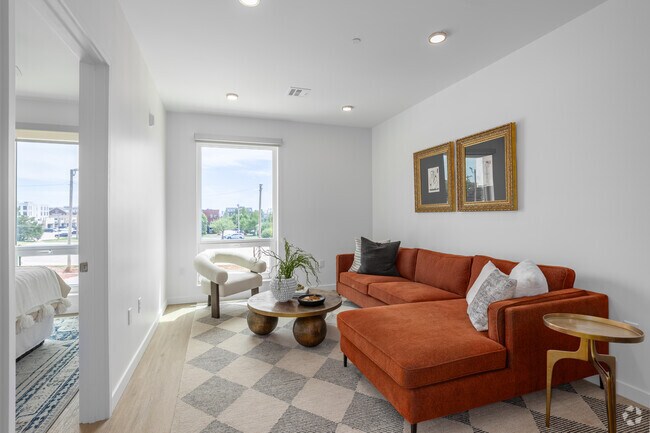 1 dormitorio, 1 baño - 663 pies cuadrados - Sala de estar - The E at 1016 NW 67th Street