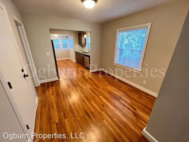 Building Photo - 3 br, 1 bath House - 2247 QUEEN STREET