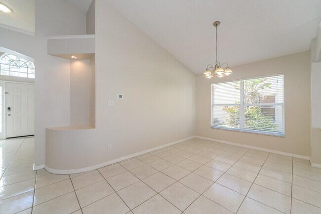 Building Photo - 2511 Shelby Cir