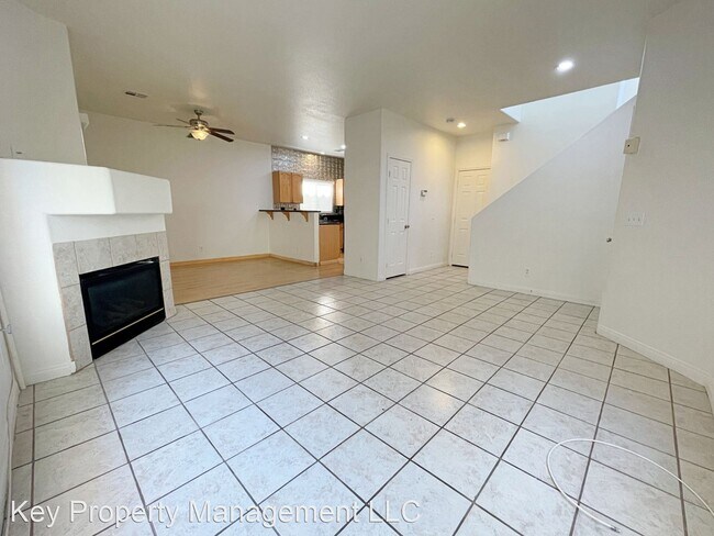 Building Photo - 4 br, 2.5 bath House - 8446 Opal Splendor Ave