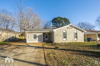 Building Photo - 6280 Southbridge Dr