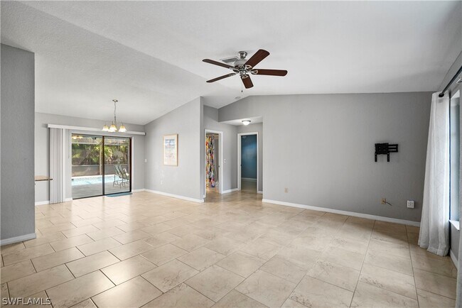 Foto del edificio - 1127 SE 34th Terrace