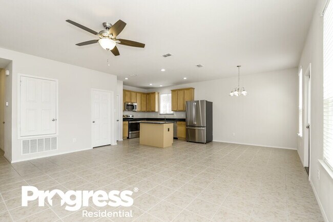 Building Photo - 2316 Barzona Dr
