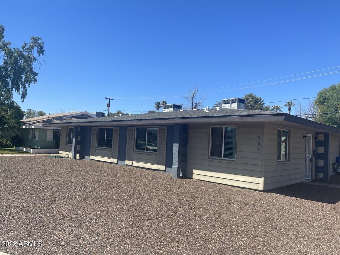 902 W Monterosa St, Phoenix, AZ 85013 House for Rent in Phoenix, AZ