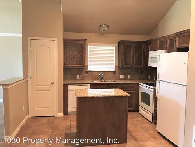 Building Photo - 4707 Passion Flower Loop