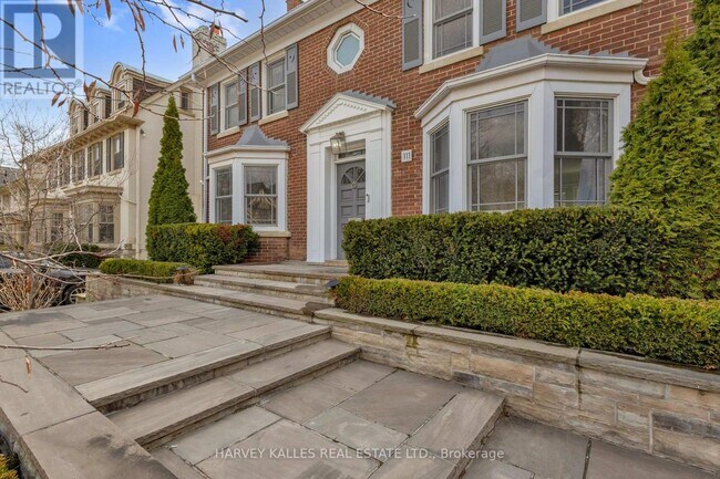 Photo du bâtiment - 111 Strathallan Blvd