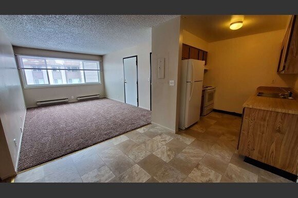 Foto del edificio - 82 E Hayden Ave