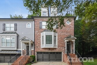 Building Photo - 12115 Stonebrook Cv