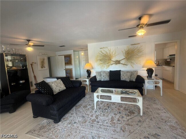 Foto del edificio - 4914 SW 2nd Pl