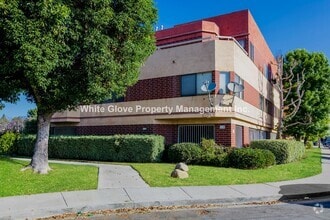 Building Photo - 12640 Euclid St