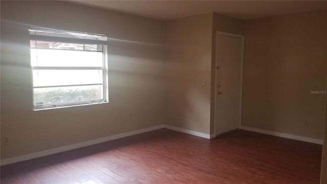 Building Photo - 1350 S Alto Verde Terrace