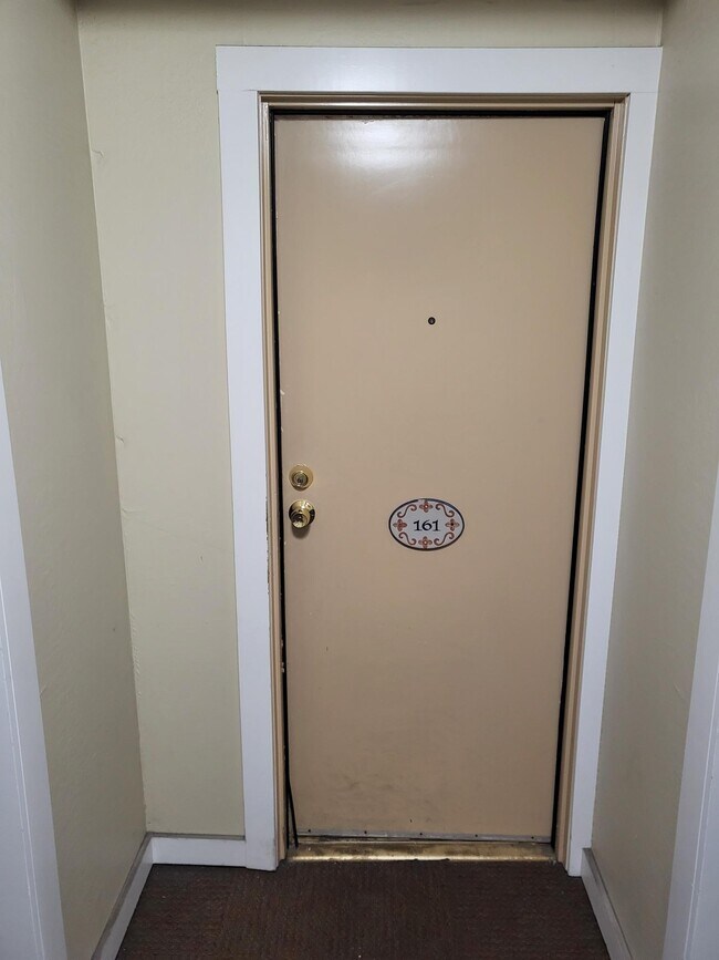 Foto del edificio - 1760 Halford Ave