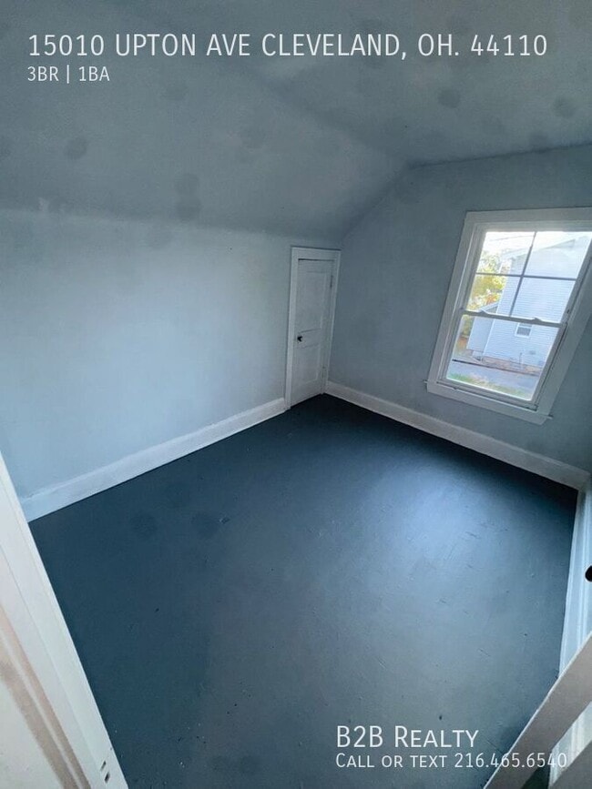 Foto del edificio - 15010 Upton Ave