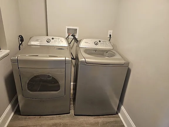 Building Photo - 5109 Arbutus Ave