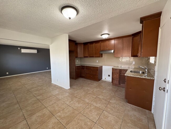 Building Photo - Charming Remodeled 3-Bedroom, 2-Bath in Po...