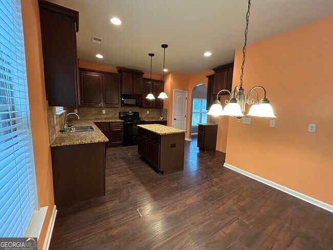 Building Photo - 9833 Musket Ridge Cir