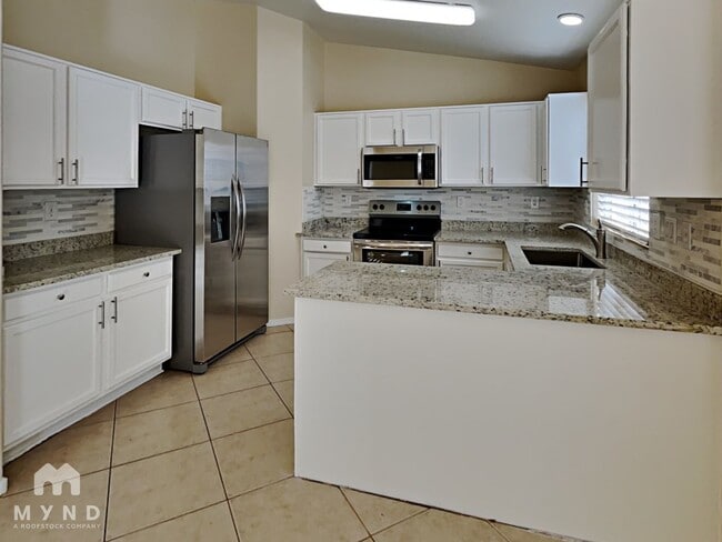 Foto del edificio - 8520 W Palm Ln