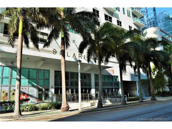 Foto del edificio - 186 SE 12th Ter