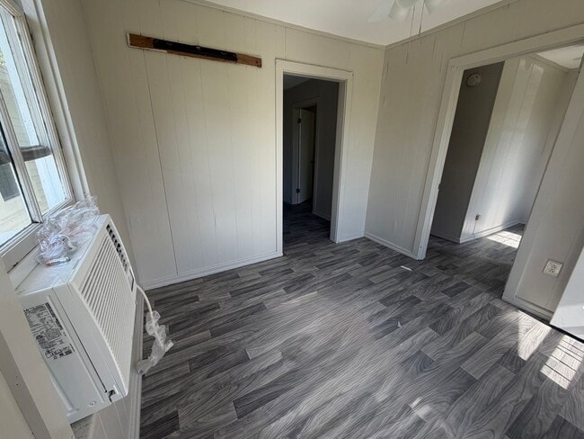 Building Photo - 127 Nancy Ln