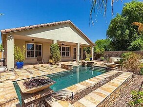 Building Photo - 2395 E Desert Broom Pl