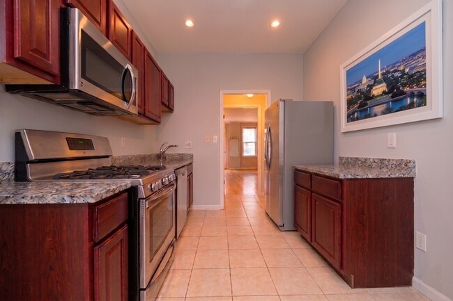 Foto del edificio - 955 25th St NW