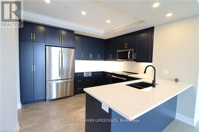 Photo du bâtiment - 480-480 Callaway Rd