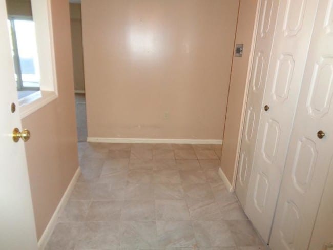 Building Photo - 2 bedroom in Belmont MA 02478